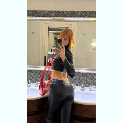 .    ҳ      